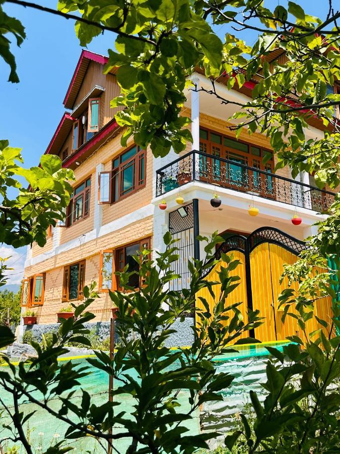 Sheen Homestay Gulmarg Exterior foto